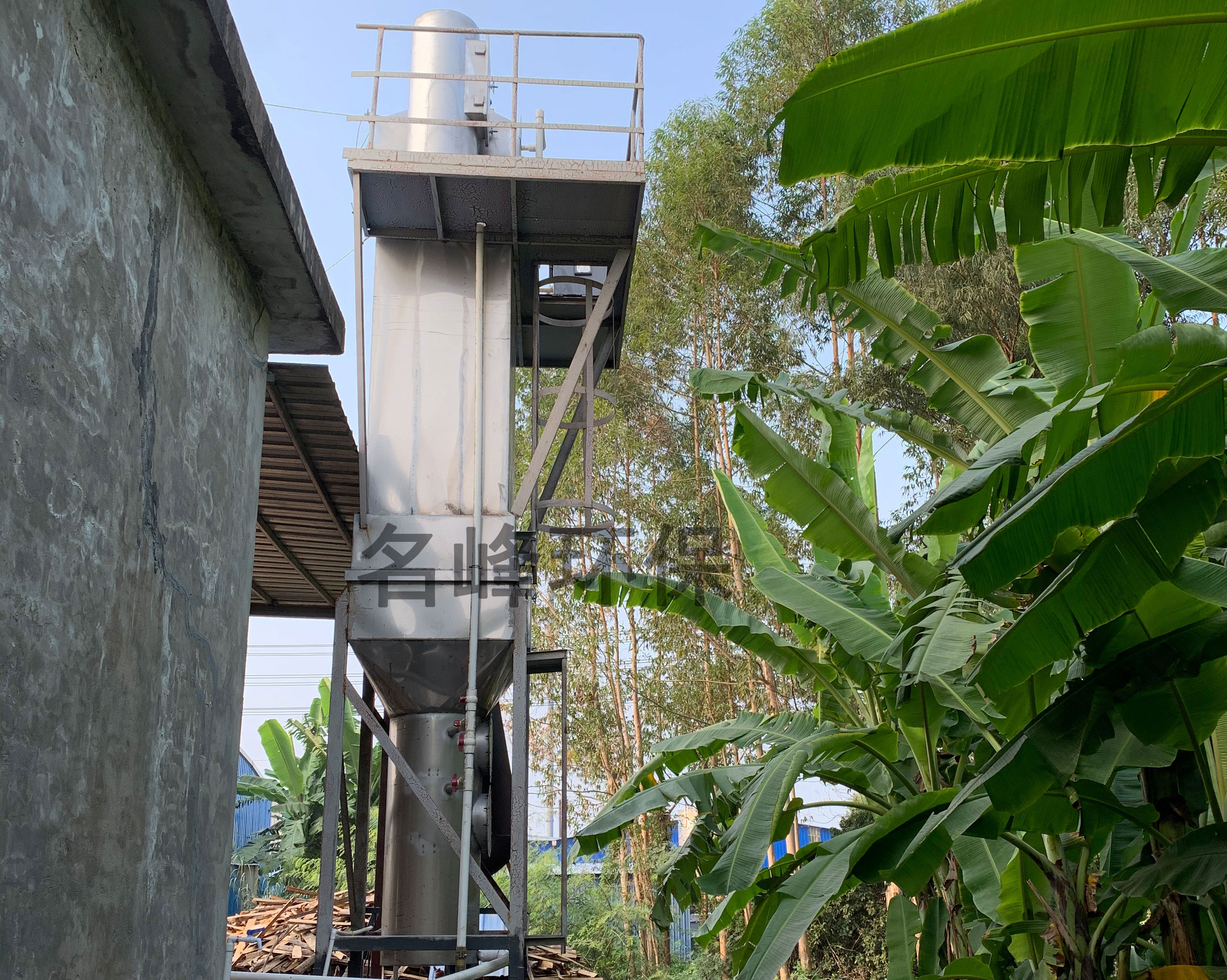廣西某某包裝公司濕式靜電除塵設備已經完工